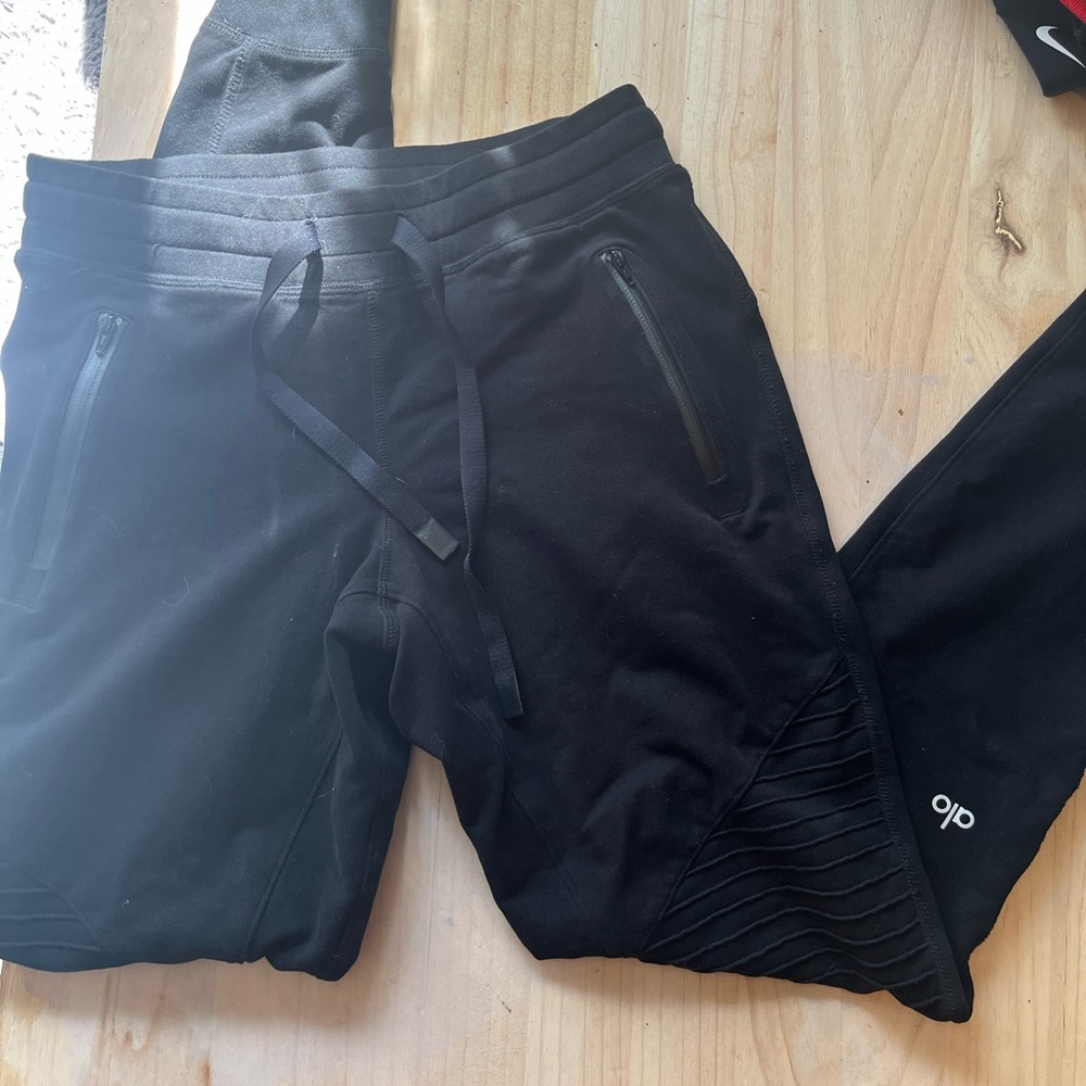 Alo sweatpants